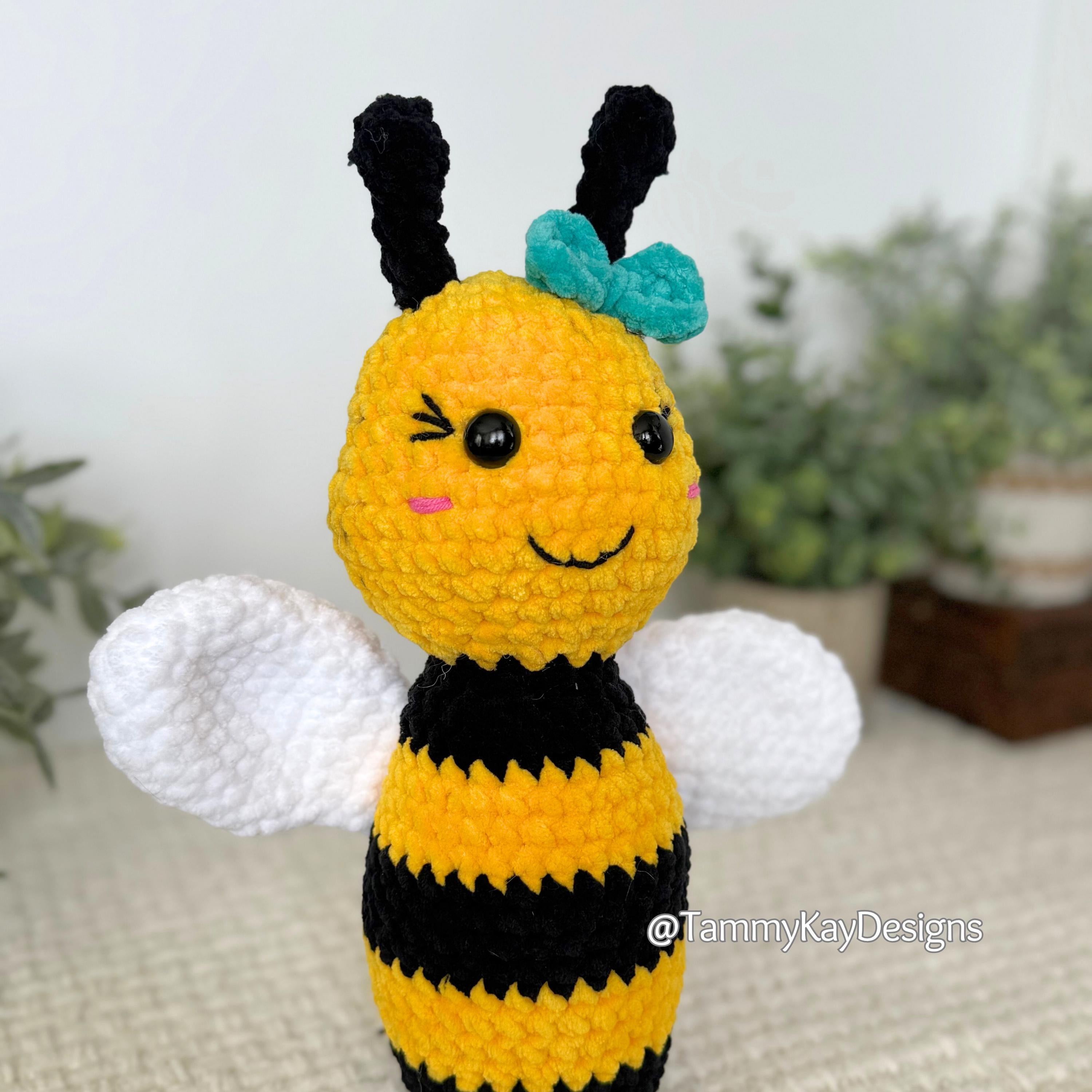 Crochet Bumblebee Amigurumi Pattern | Beginner-Friendly Bee Plush | Cute Insect Crochet Toy Tutorial